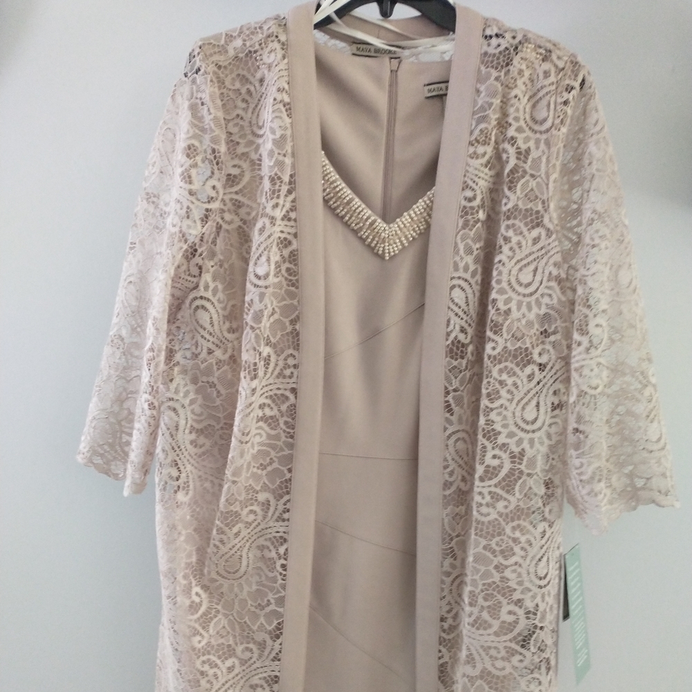 Women's dress size 16 NWT